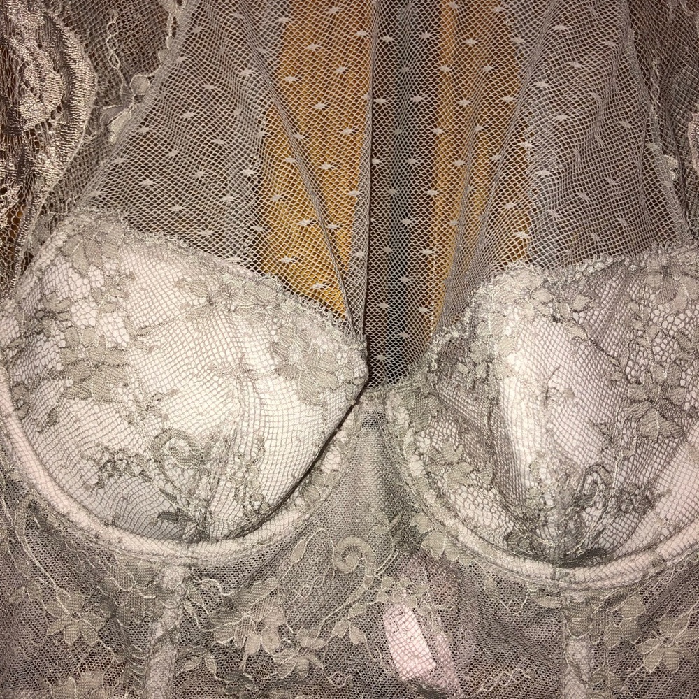 NWOT Victoria’s Secret bralette - Picture 2 of 5